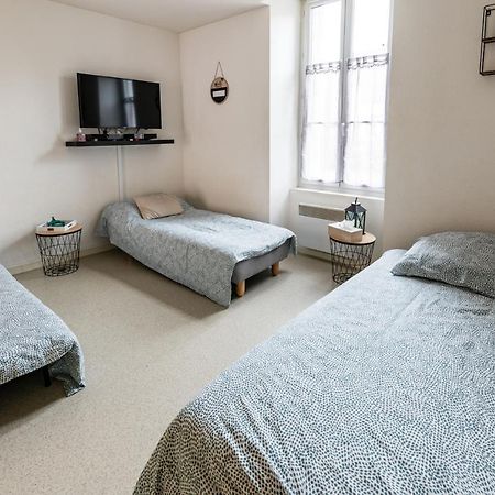 Studio Centre Ville Avec Parking Prive Шоле Екстериор снимка
