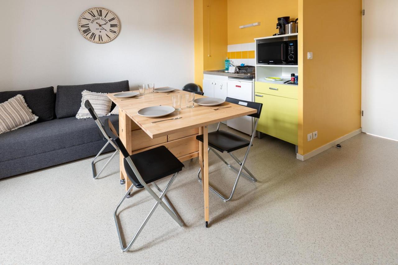 Studio Centre Ville Avec Parking Prive Шоле Екстериор снимка
